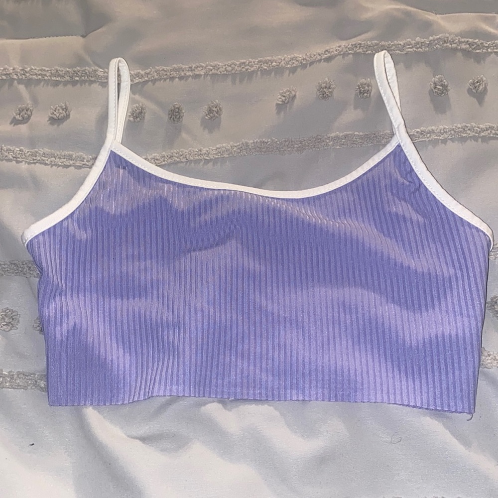 purple tank top